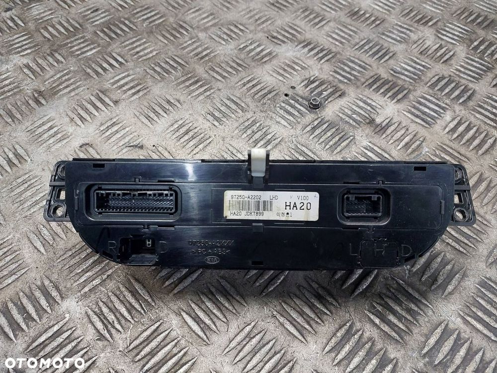 PANEL NAWIEWU KIA CEED II 97250-A2202 - 3