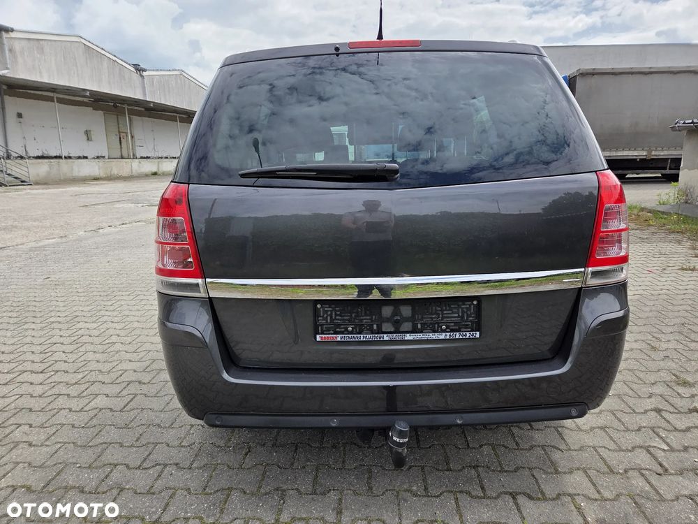 Opel Zafira 1.8 Design Edition - 7