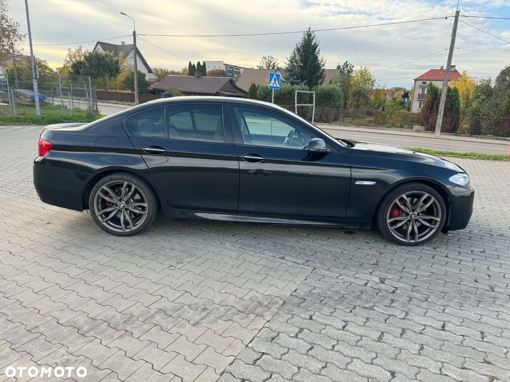 BMW Seria 5 530d xDrive - 11