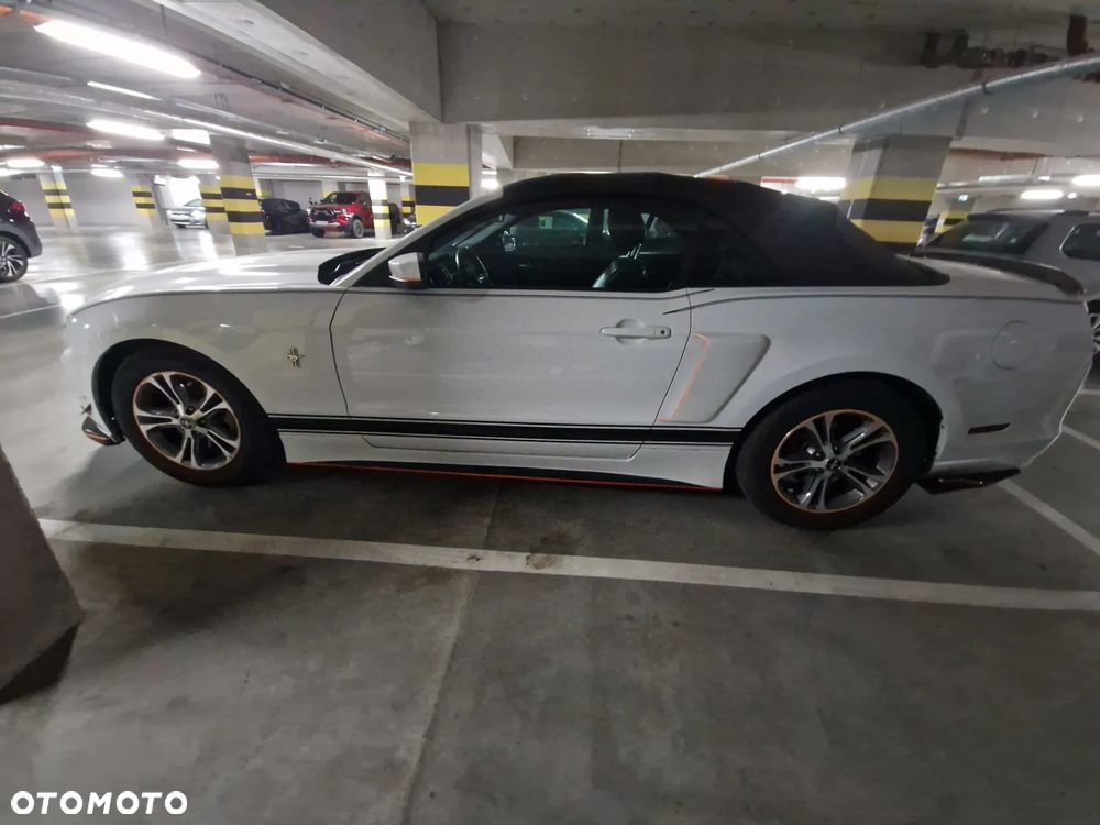 Ford Mustang 3.7 V6 Premium - 3