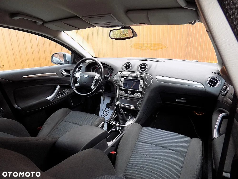 Ford Mondeo Turnier 2.0 Flexifuel-LPG Titanium - 19