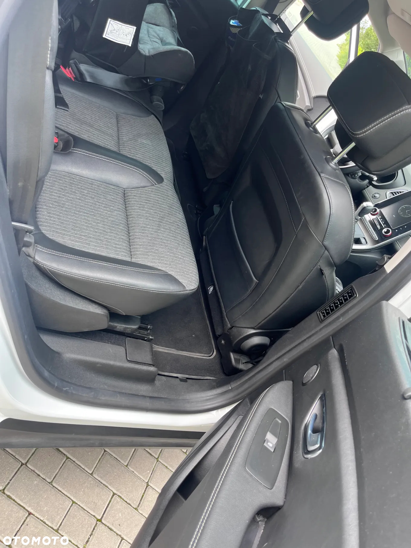 Renault Grand Scenic Gr 1.3 TCe FAP Intens EDC - 9