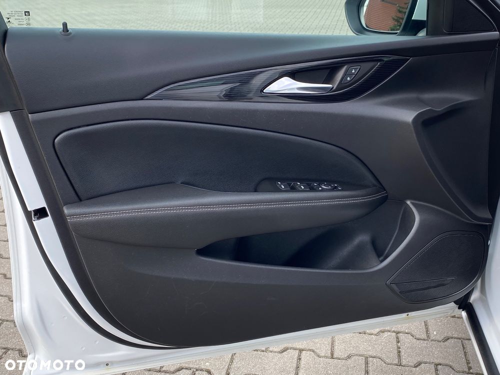 Opel Insignia 1.6 CDTI Edition S&S - 28