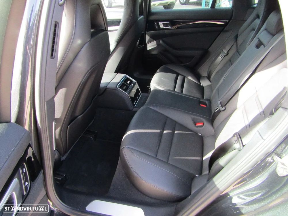 Porsche Panamera 4S E-Hybrid Executive - 11
