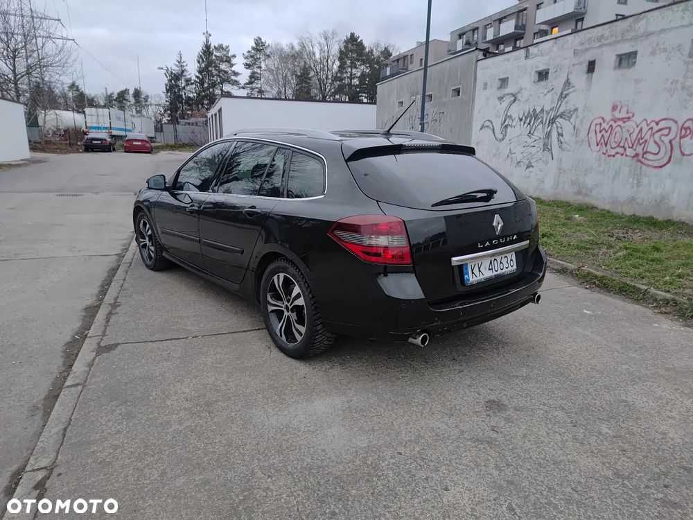 Renault Laguna dCi 150 FAP Start-Stop GT - 13