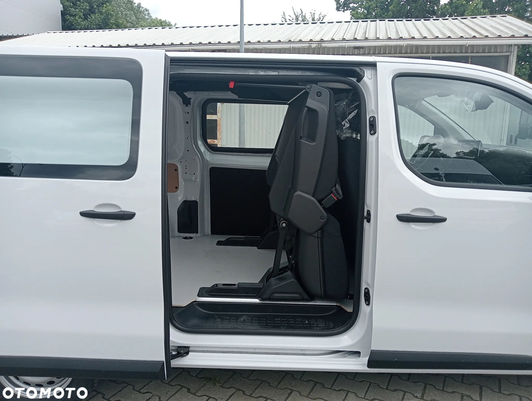 Opel Vivaro - 4