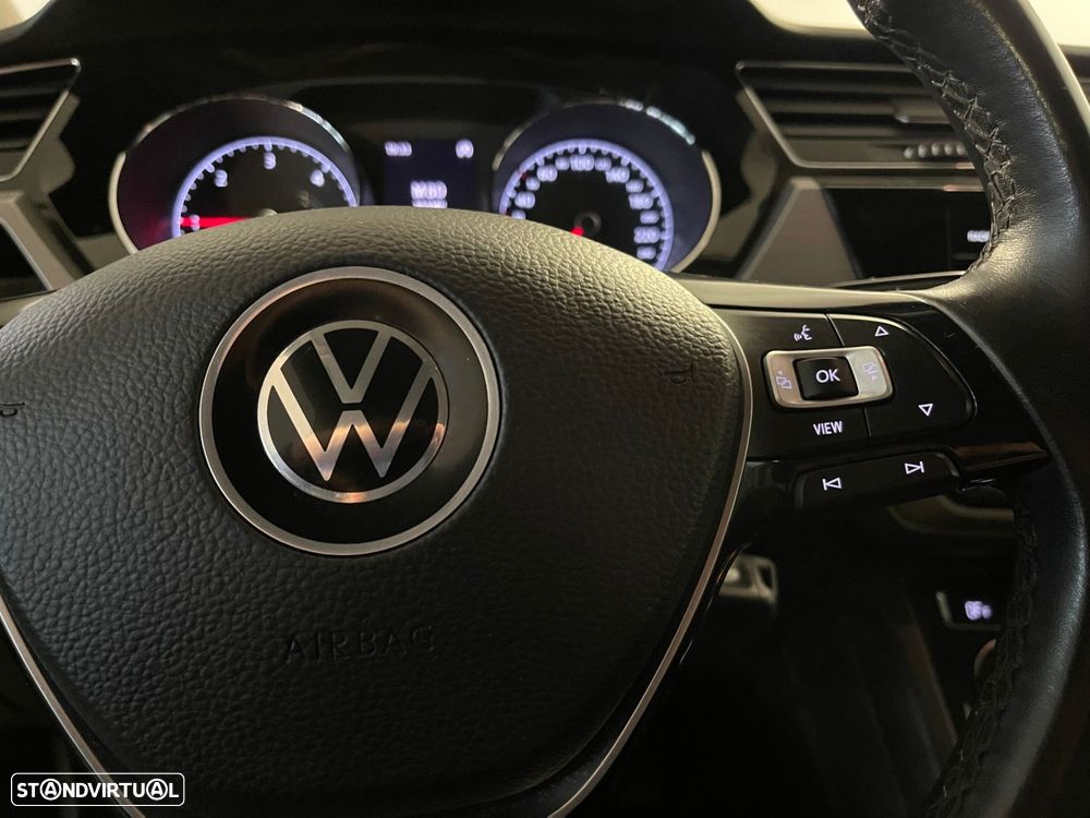 VW Touran 2.0 TDI Confortline - 21