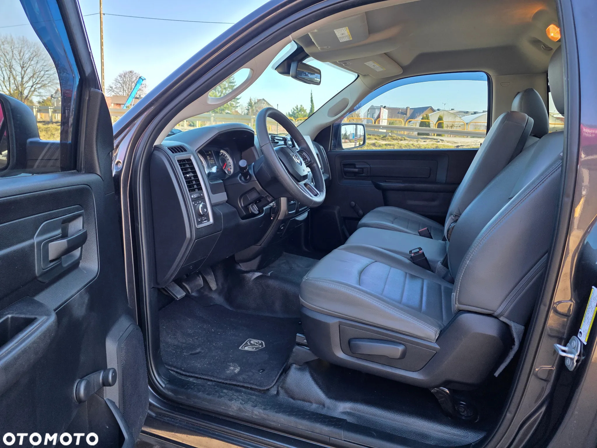 RAM 1500 - 9