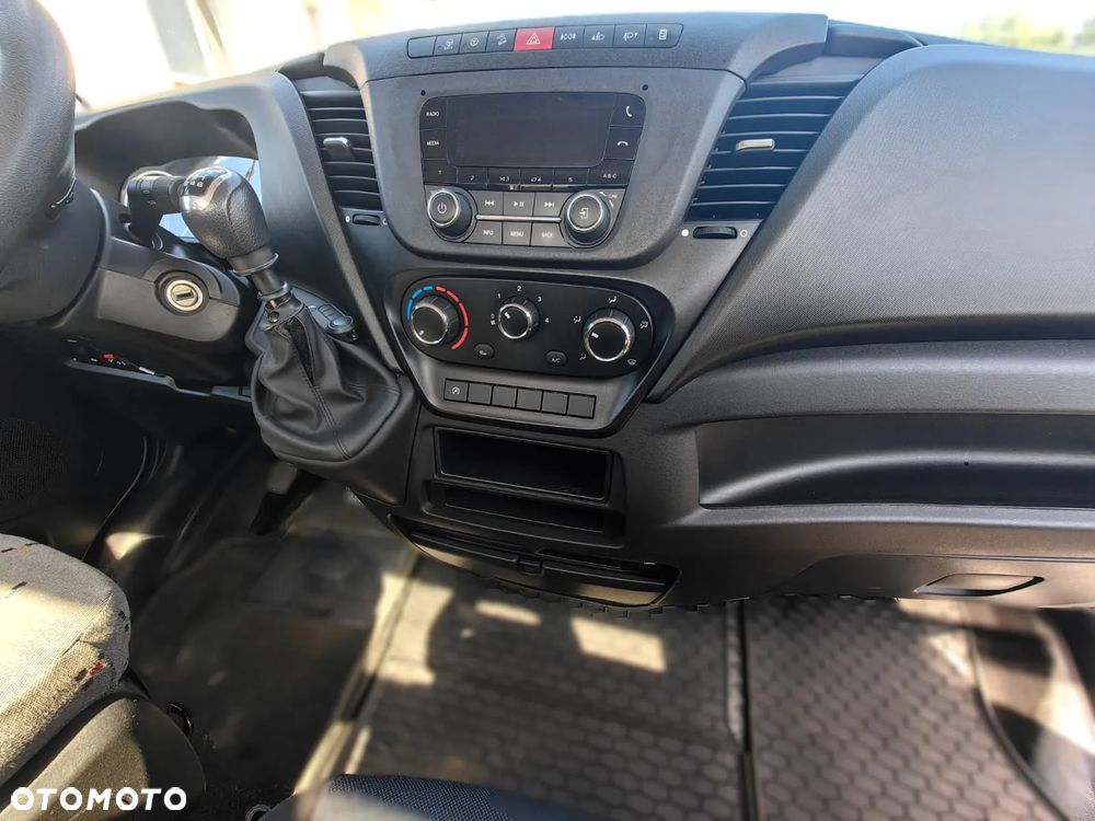 Iveco Daily - 10