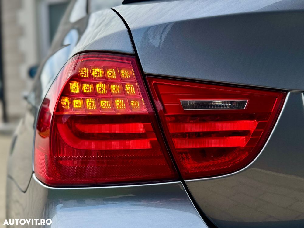 BMW Seria 3 - 38