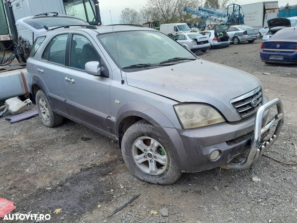 Dezmembrari  Kia SORENTO 1 (JC)  2002  > 0000 2.5 CRDi Motorina - 8