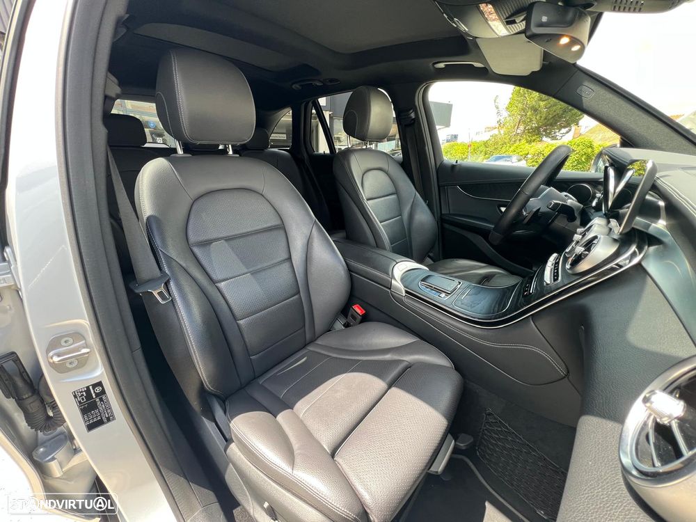 Mercedes-Benz GLC 300 e 4Matic - 11