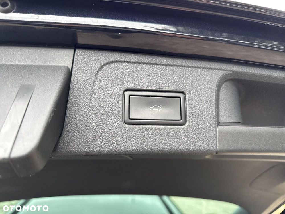 Volkswagen Passat - 39