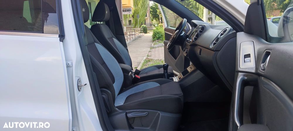 Volkswagen Tiguan - 8