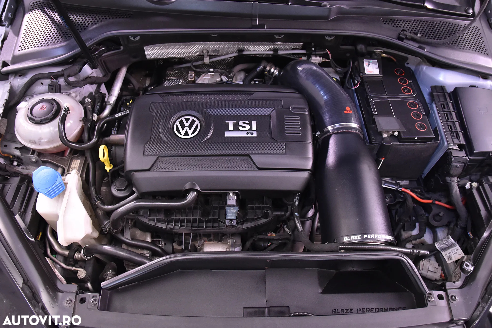 Volkswagen Golf 2.0 TSI DSG R - 28