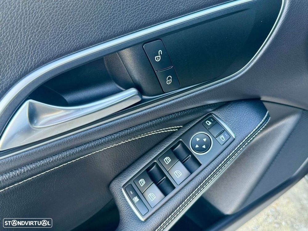 Mercedes-Benz CLA 220 d Shooting Brake AMG Line Aut. - 13