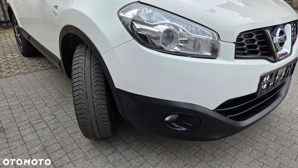 Nissan Qashqai 2.0 dCi 4 x 4 DPF tekna - 11