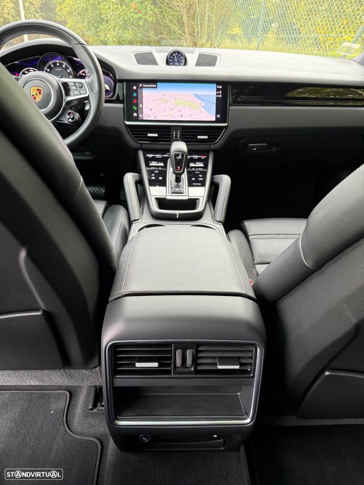 Porsche Cayenne Coupé E-Hybrid - 13
