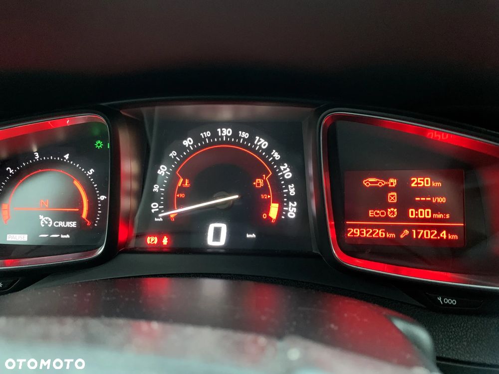 Citroën DS5 e-HDi 110 EGS6 SoChic - 7