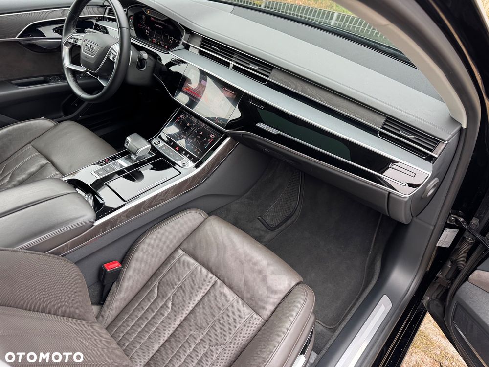 Audi A8 - 21