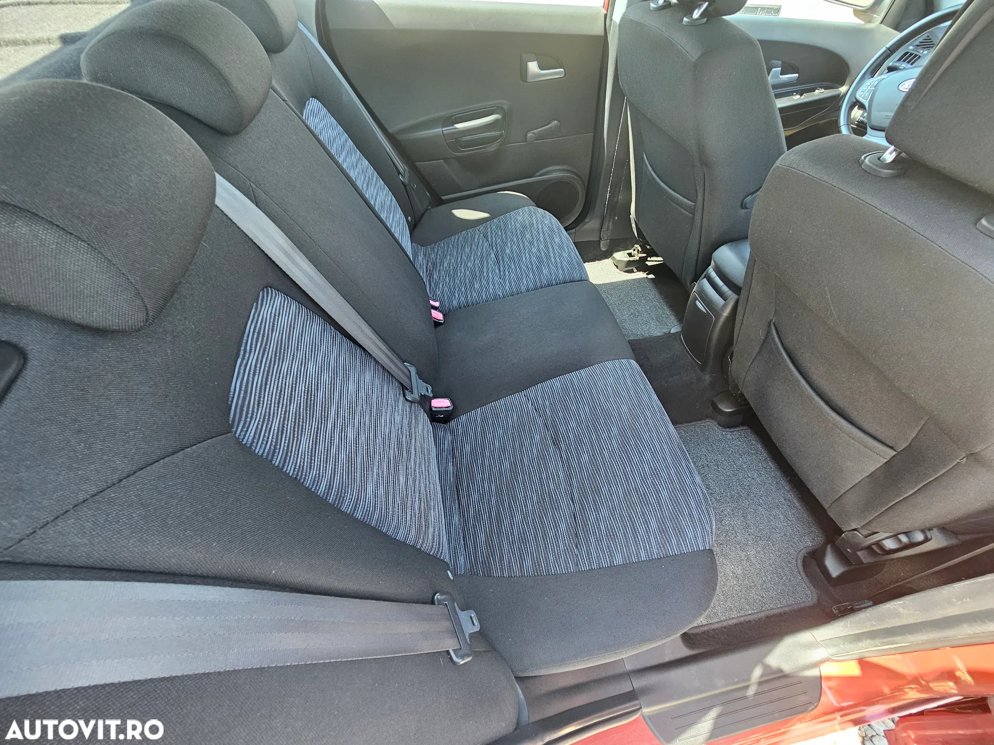Kia Ceed 1.6 CRDi 115 ISG Vision - 7