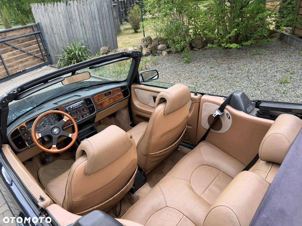 Saab 900 - 13
