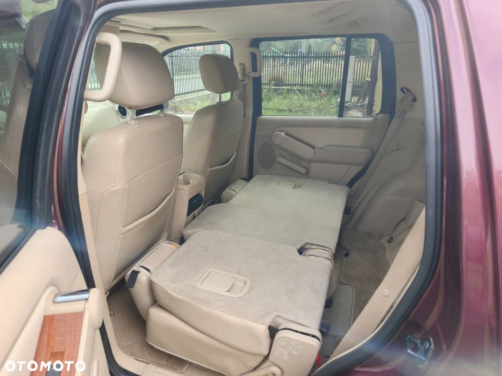 Ford Explorer 4.6 4WD - 29