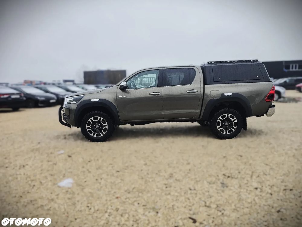 Toyota Hilux 2.8 D-4D Double Cab SR5 4x4 - 2