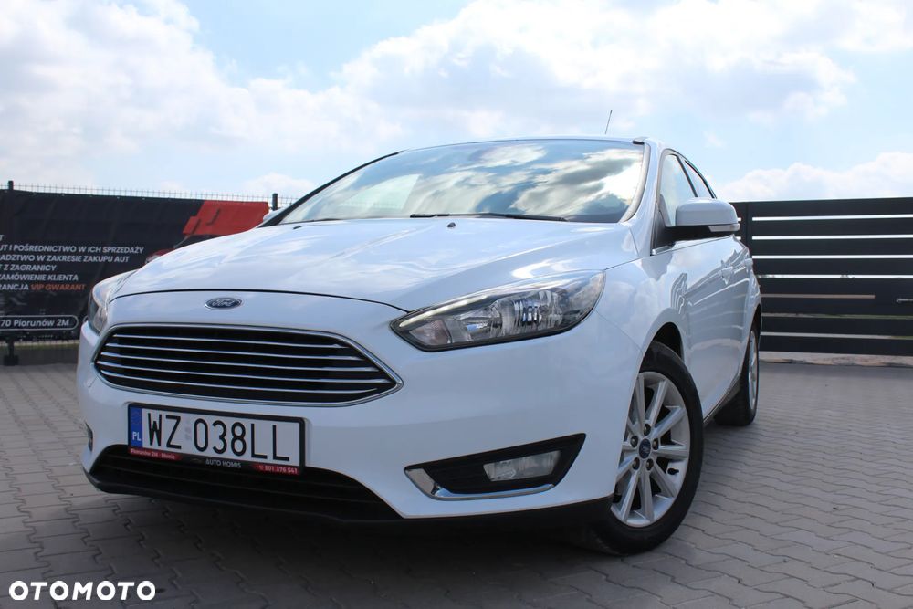 Ford Focus 1.0 EcoBoost Titanium - 3
