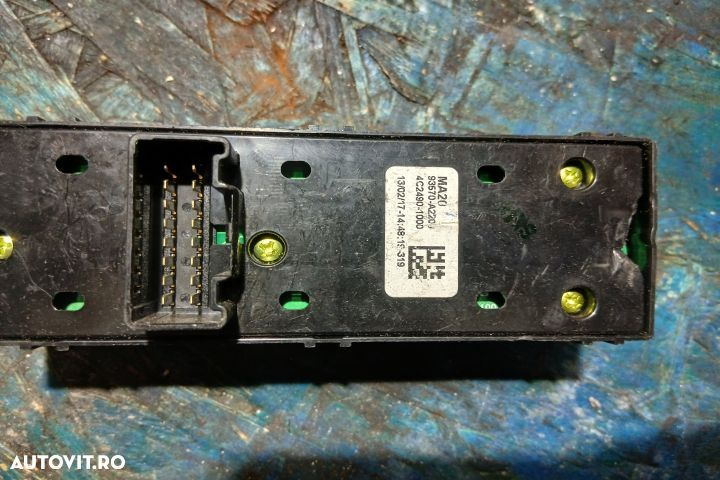 Butoane geam sofer 93570-A2200 4C2490-1000 93570-A2200 4C2490-1000 Ki - 4