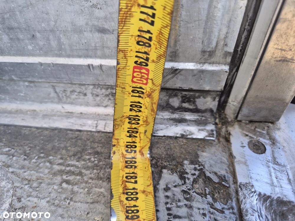 Chłodnia 6 palet 3.5m Carrier Pulsor 400, zasilanie stacjonarne 230v, stan bdb! - 16