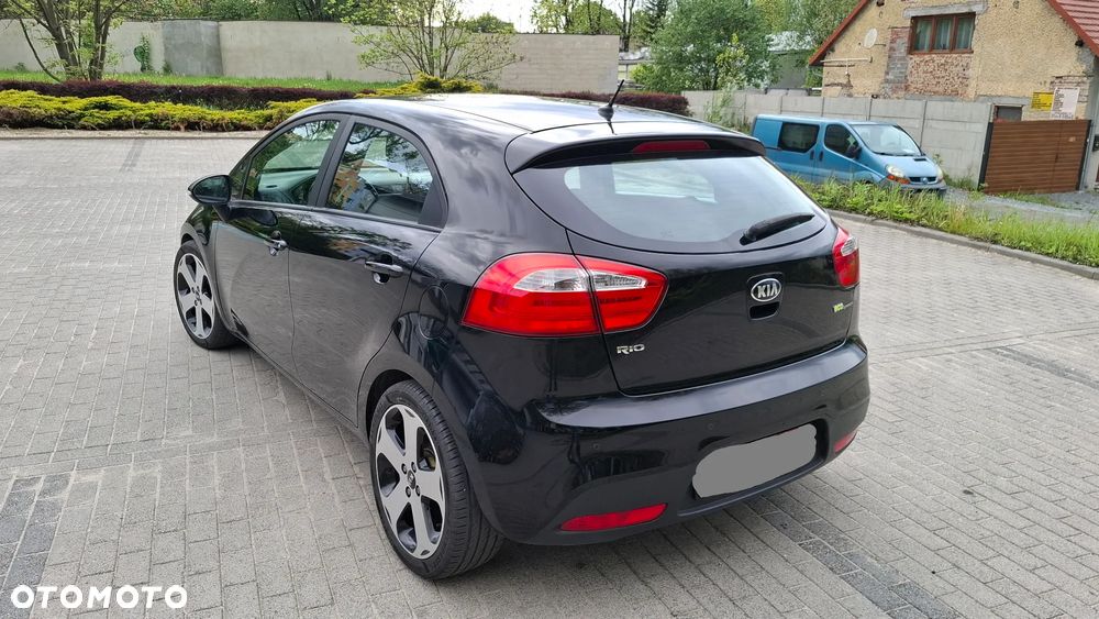 Kia Rio 1.4 Platinum Edition - 3