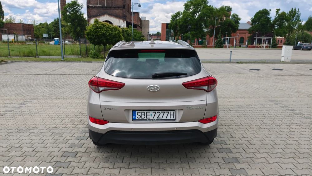 Hyundai Tucson 1.6 GDi Comfort 2WD - 12