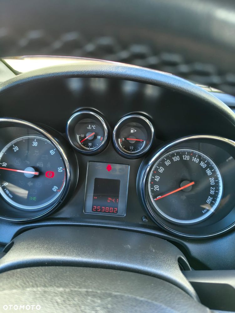 Opel Astra 1.7 CDTI DPF - 5