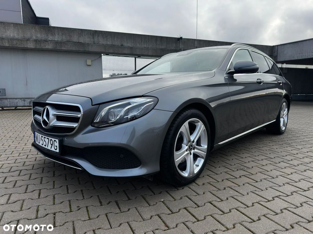 Mercedes-Benz Klasa E 220 d 9G-TRONIC - 2
