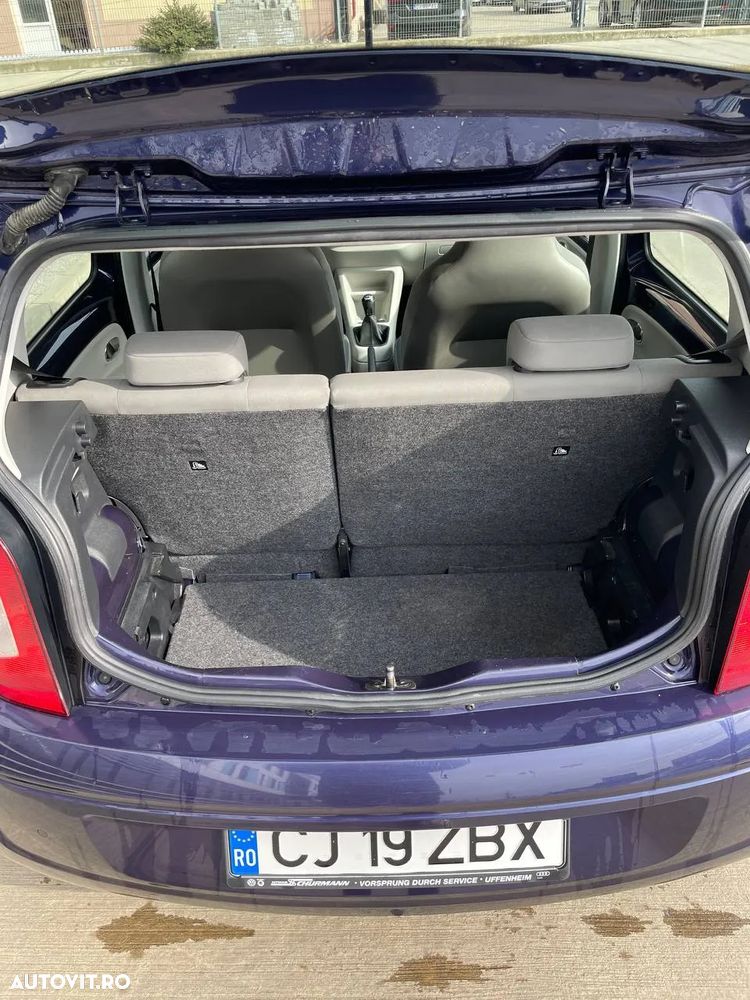 Volkswagen up! (BlueMotion Technology) high - 16