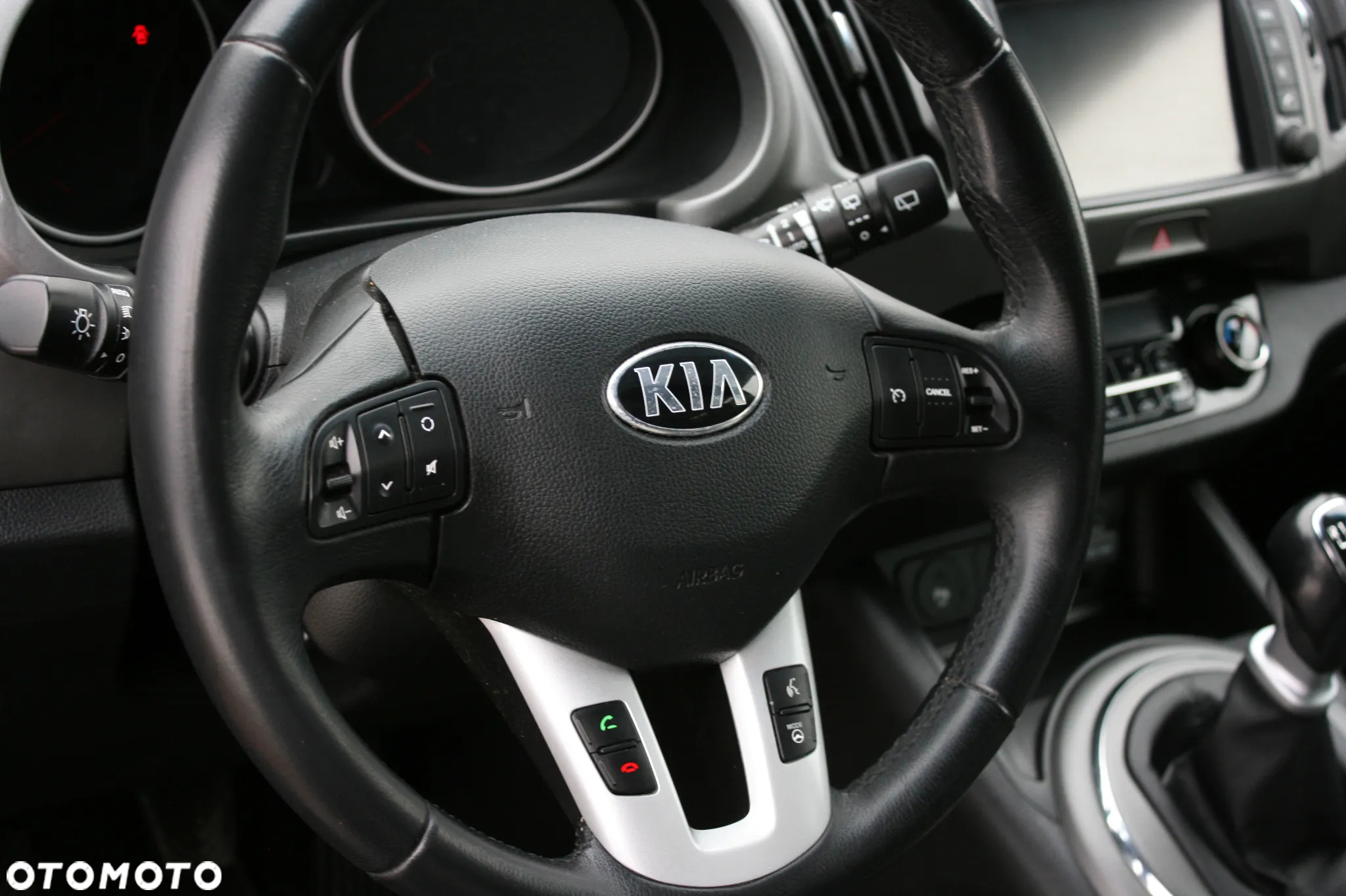 Kia Sportage 1.6 GDI 2WD Dream-Team Edition - 33