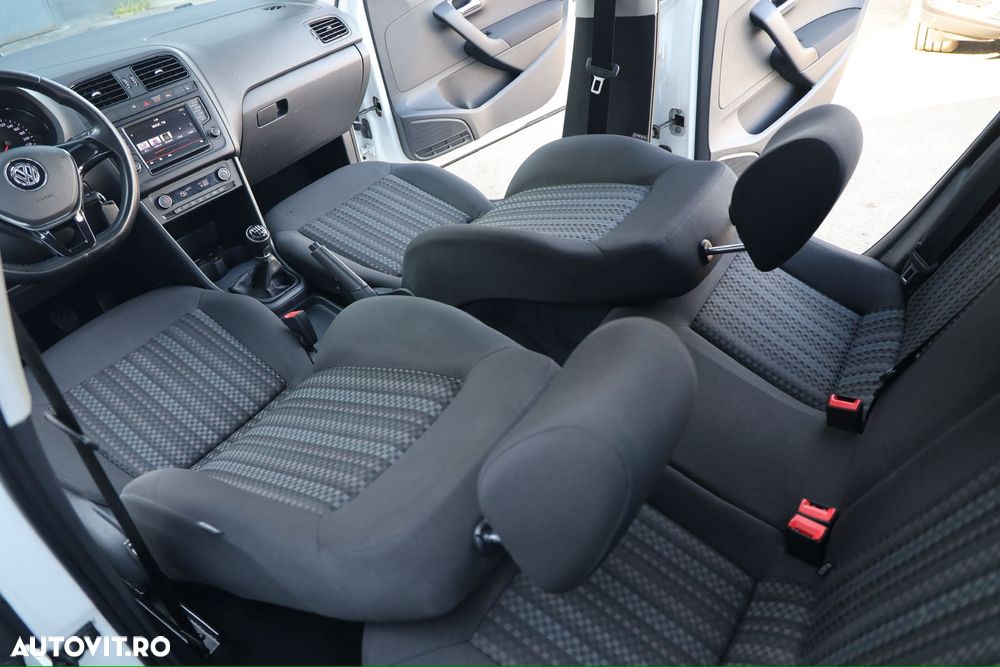 Volkswagen Polo 1.4 TDI (Blue Motion Technology) Comfortline - 23