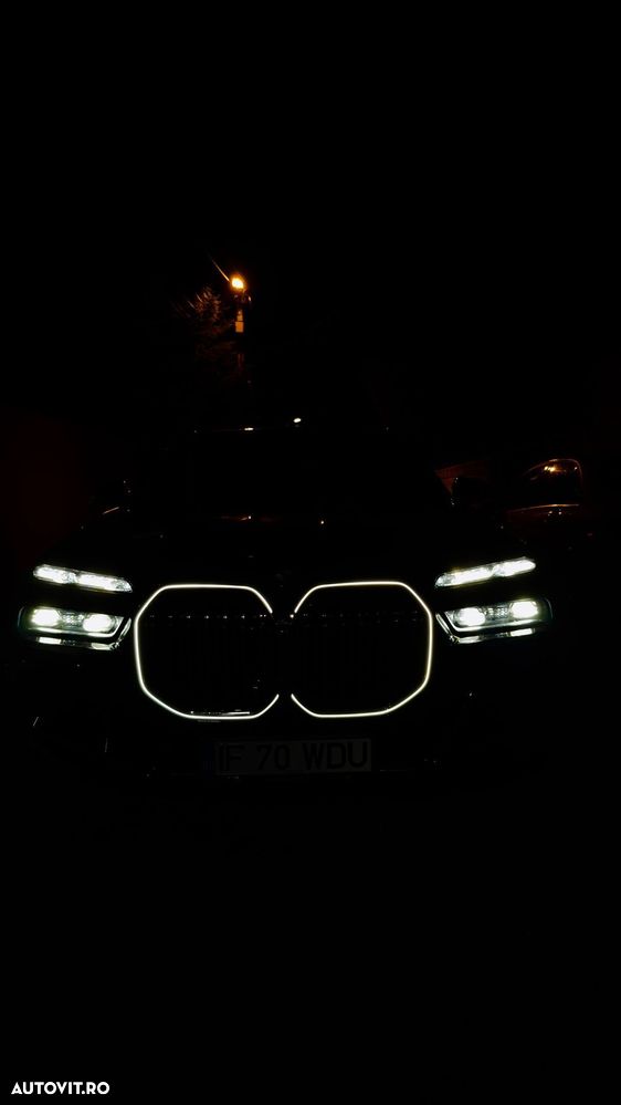 BMW Seria 7 - 12