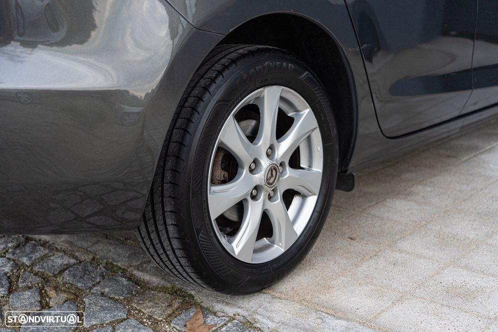 Mazda 3 MZ-CD 1.6 Exclusive - 8