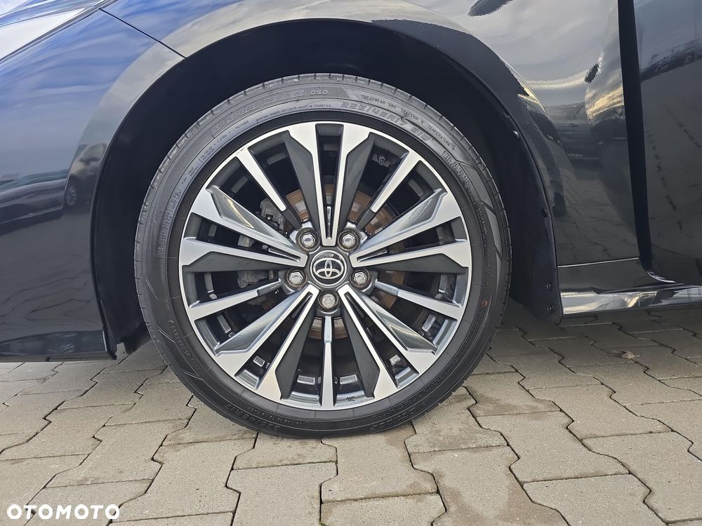 Toyota Corolla 1.8 Hybrid Style - 19