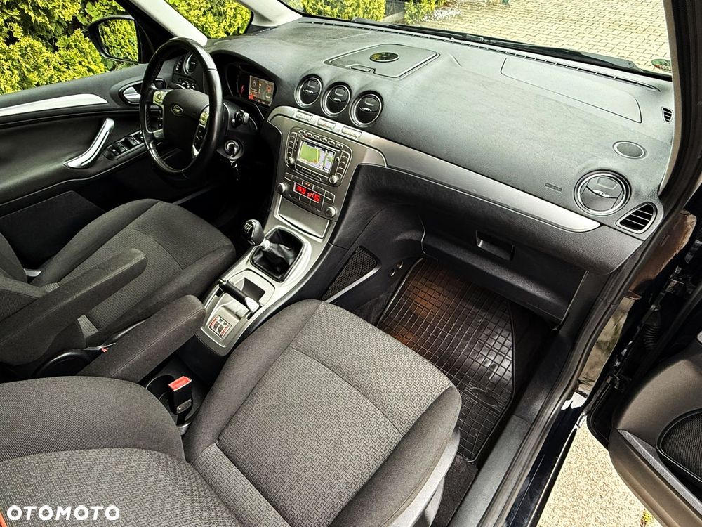 Ford Galaxy - 28