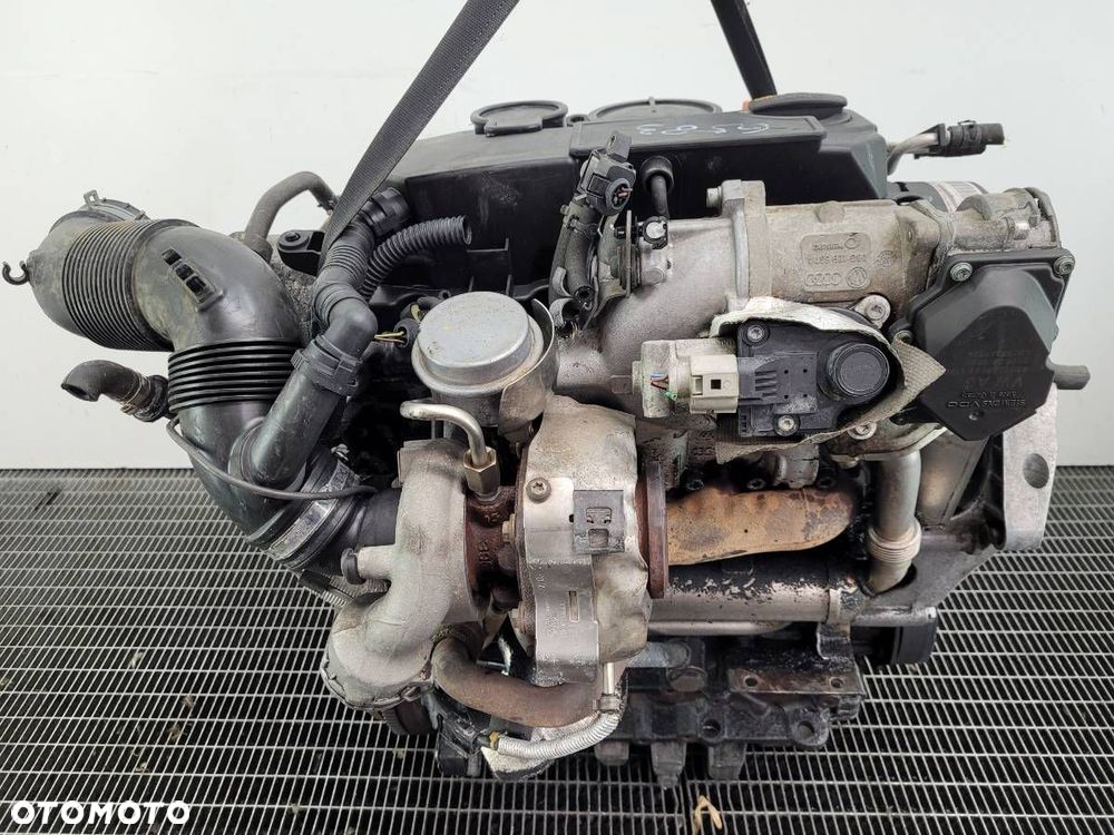 SILNIK KOMPLETNY BLS 1.9 TDI 105 VW GOLF V - 1