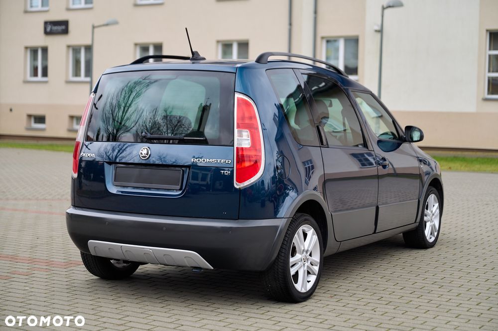 Skoda Roomster 1.6 TDI DPF Scout PLUS EDITION - 12