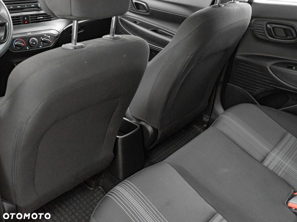 Hyundai i20 1.2 Pure - 18