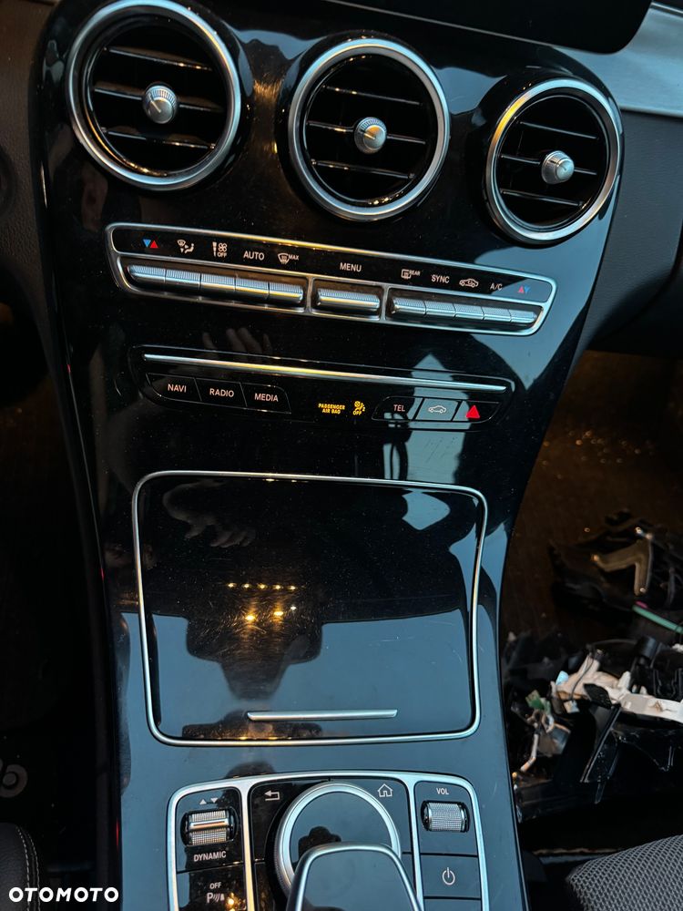 Mercedes-Benz Klasa C 220 d 9G-TRONIC Exclusive - 16