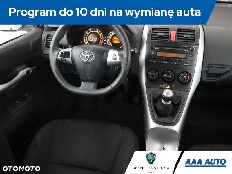 Toyota Auris - 9