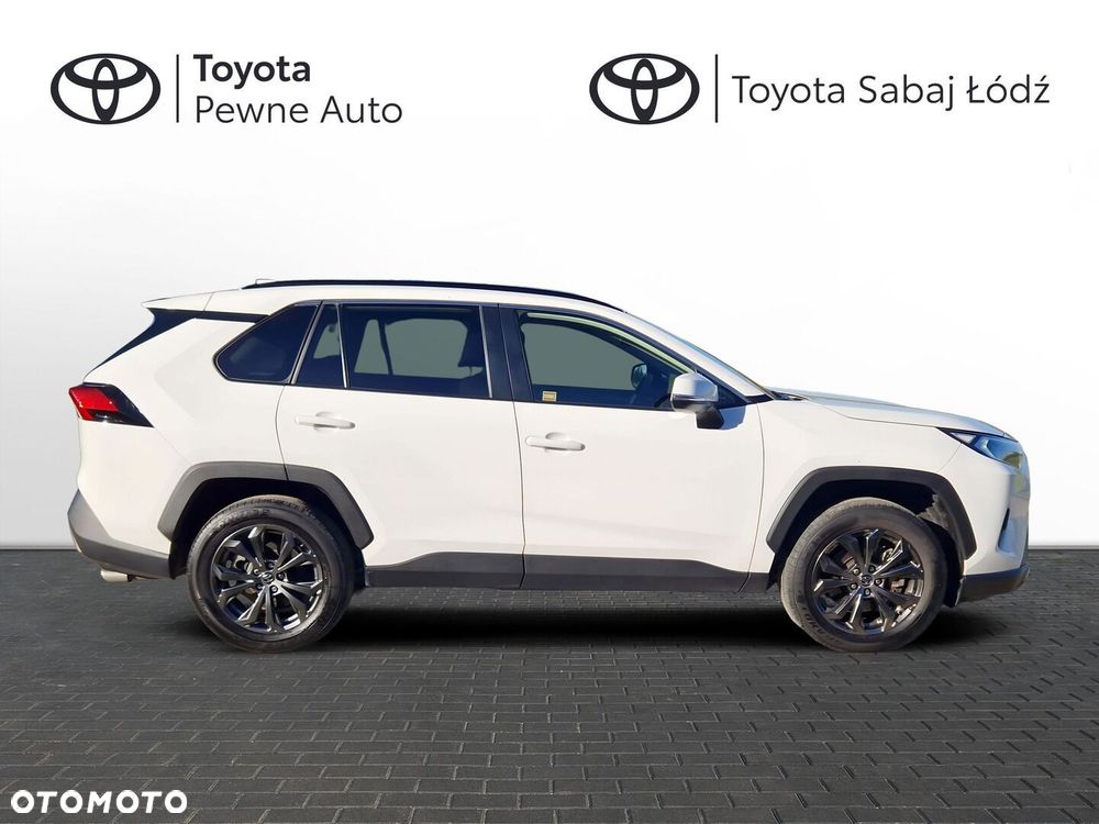 Toyota RAV4 - 8