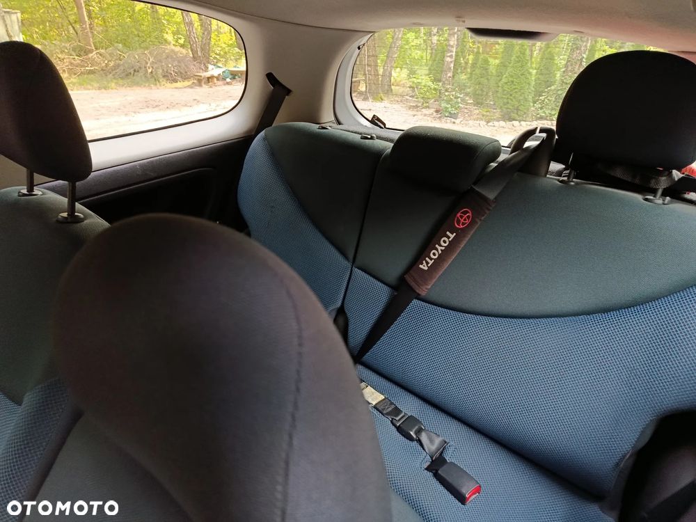 Toyota Yaris 1.0 Sol - 15
