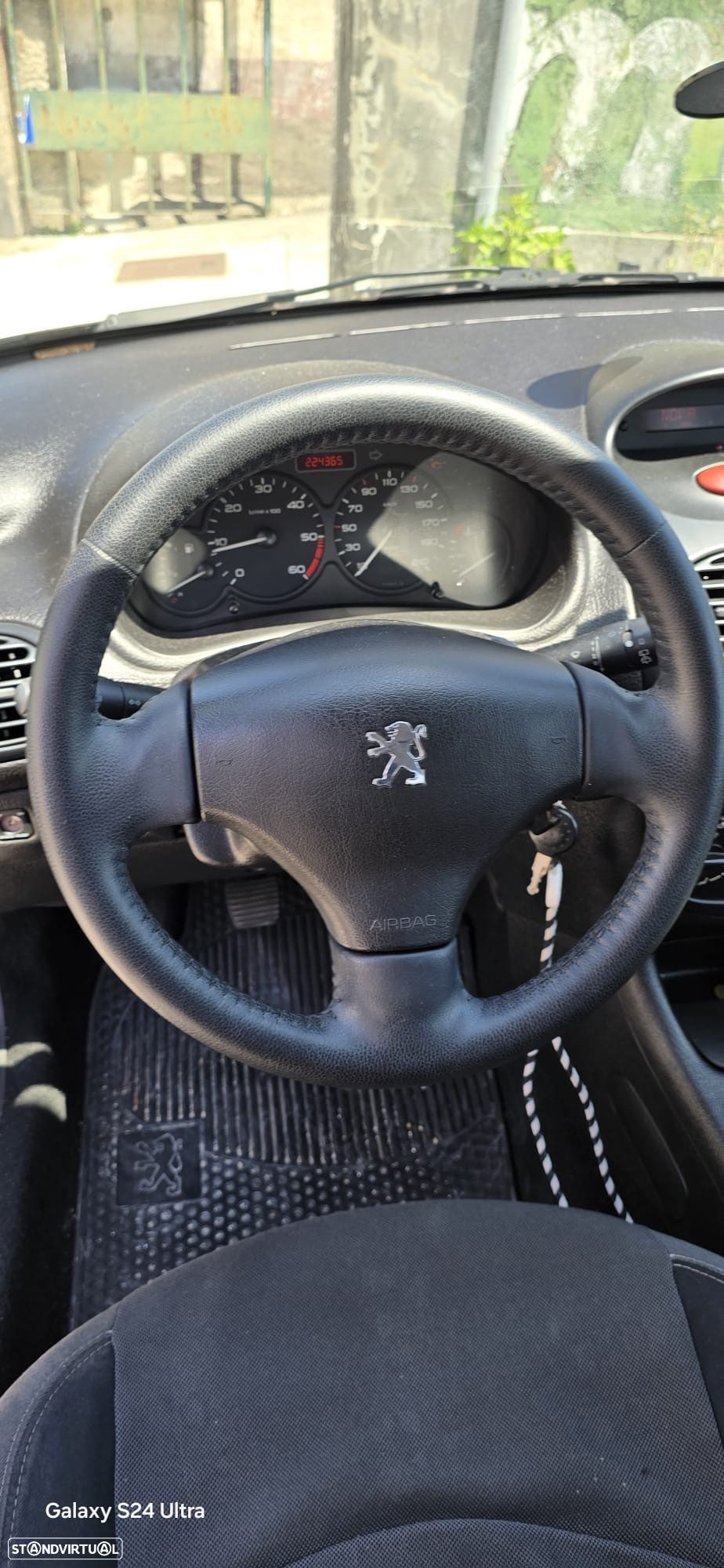 Peugeot 206 - 17